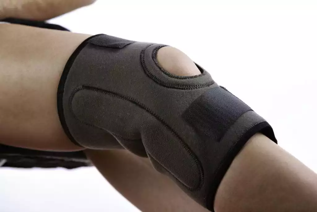 Knee Brace | Paradigm Malibu