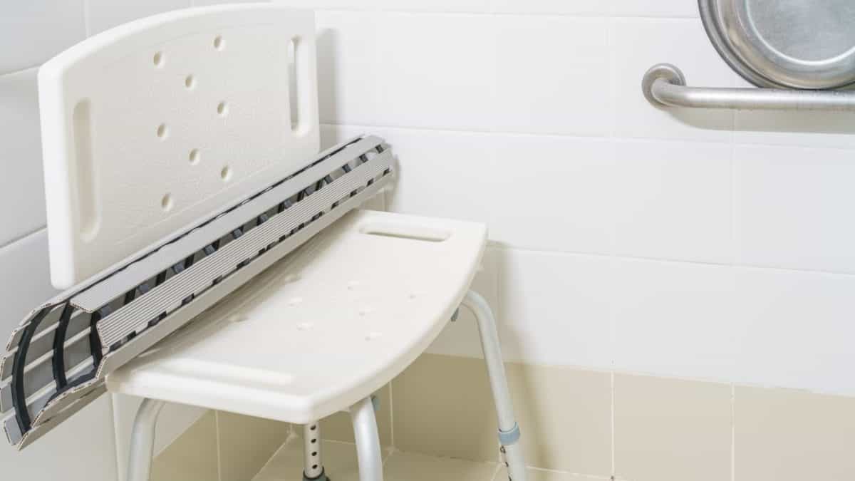 bathroom chairs for elderly