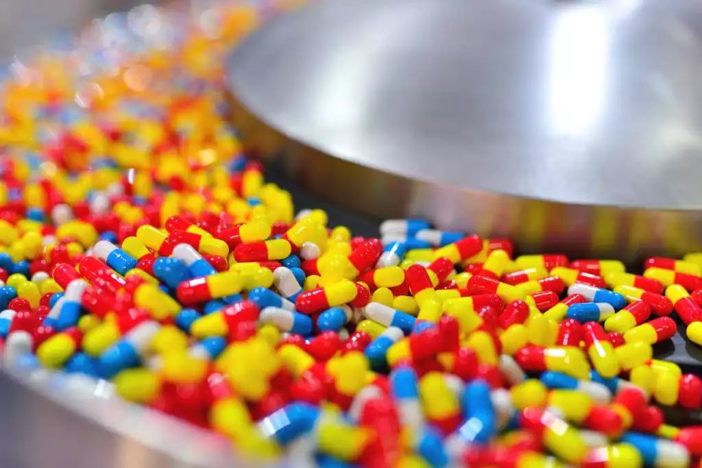 Pharmaceutical Manufacturing vs. Compounding | Burt's Pharmacy and Compounding Lab