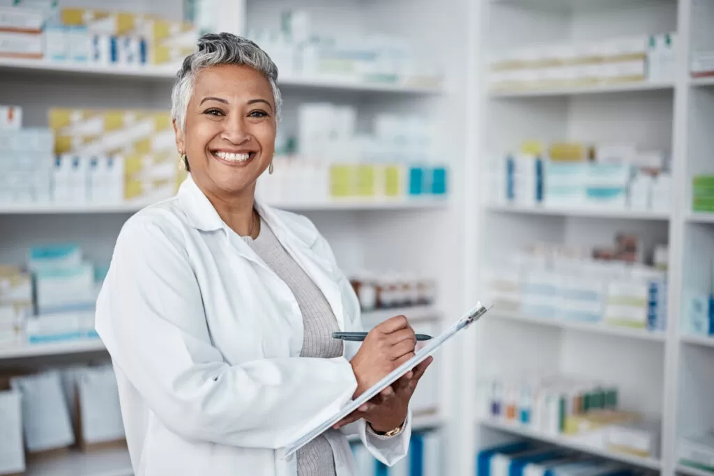 What Does a Pharmacist Do? - Burt's Rx